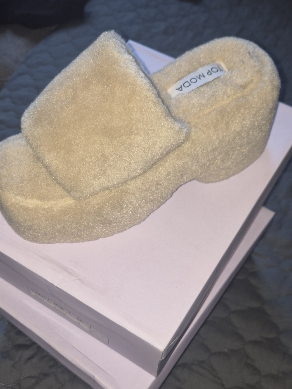 TOP Moda Plush Slide Sandal in Beige Cream